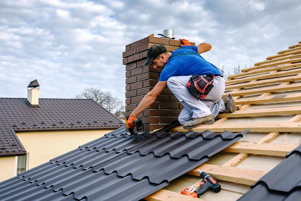 Risks That Can Occur During DIY Roofing Projects