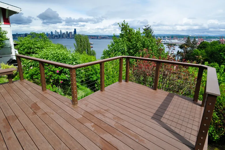 Look for the best Deck Company: Here are the Choices for You