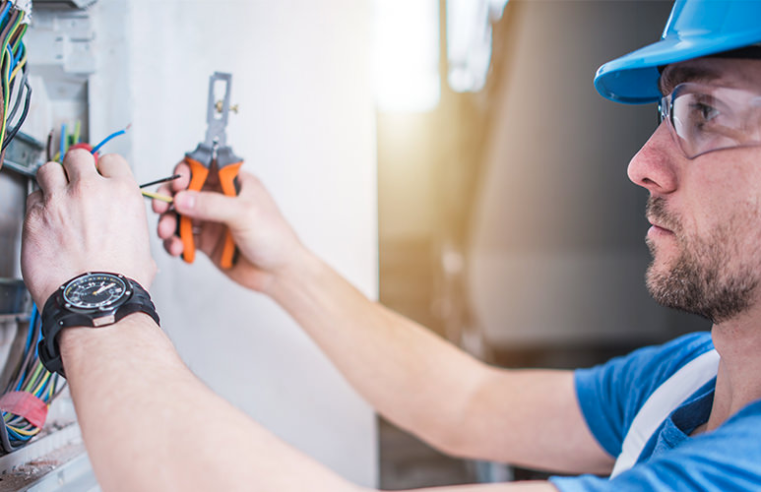 What Are The Types Of Services Every Professional Electrician Should Provide?