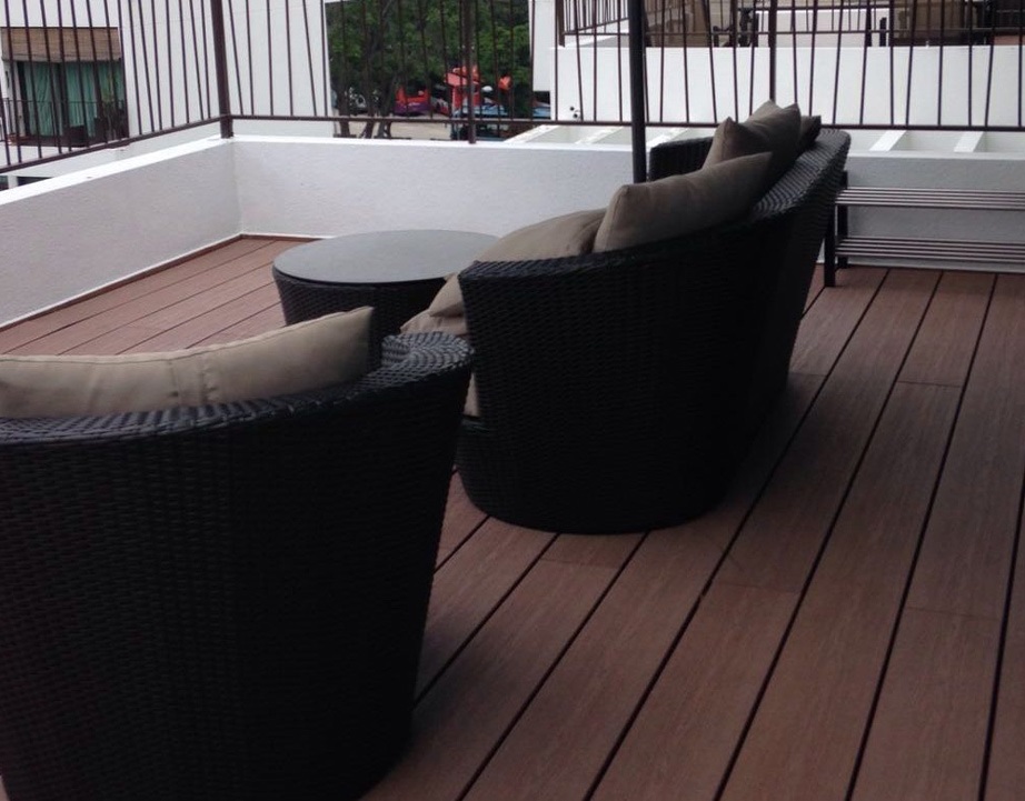 Going Outdoor Decking In Singapore: 6 Ideas To Style Your Decks