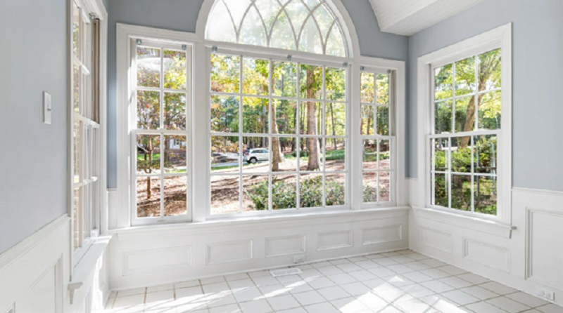 Preparing Your Windows for the Fall Season in Naples