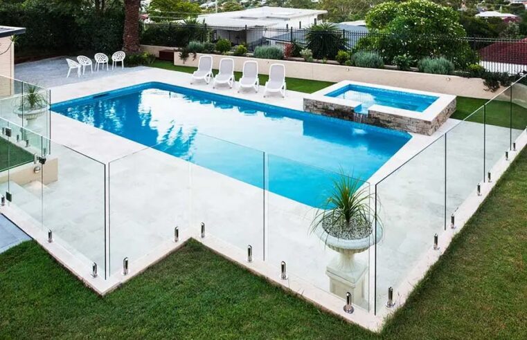 Modern Pool Fencing Trends in Melbourne for a Stylish Outdoor Space