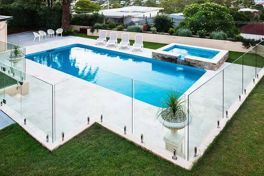 Modern Pool Fencing Trends in Melbourne for a Stylish Outdoor Space