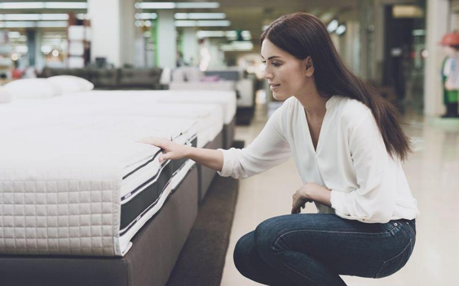 Choosing Between Mattress Types Based on Sleep Style